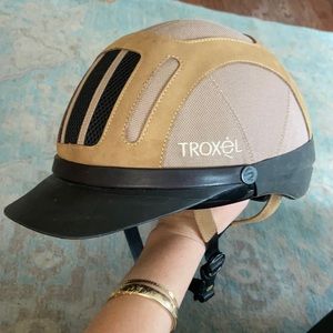 Troxel Sierra riding helmet size small used